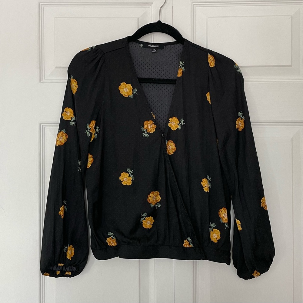 Madewell Black Bubble-Sleeve Wrap Top in Floating Florets